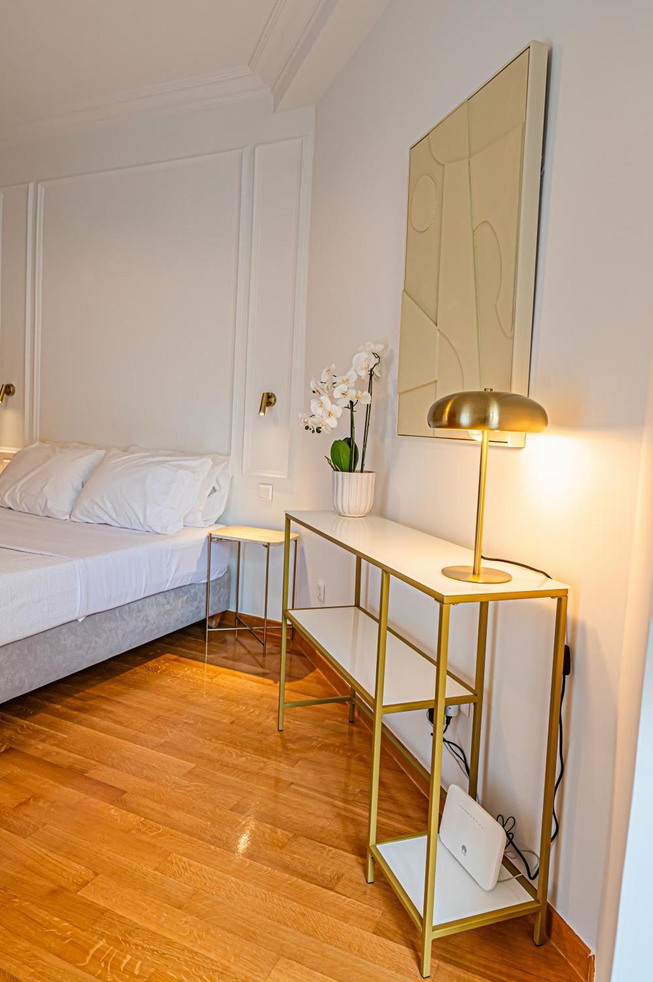 Ιkia Plaka - Timeless Elegance In Athens Apartment Exterior photo